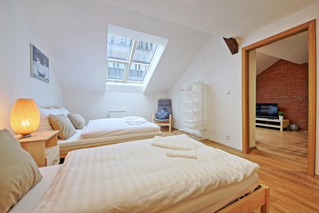 Nabo Apartments Praga Habitación foto